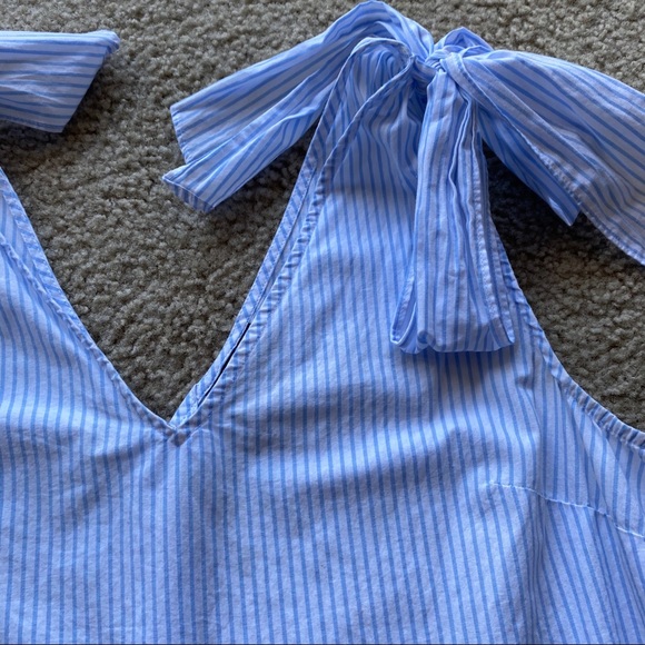 Who What Where stripe button-back shoulder-bow top - Picture 14 of 16